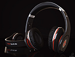 Click image for larger version

Name:	studio_headphones_v3_small.jpg
Views:	356
Size:	164.6 KB
ID:	869335